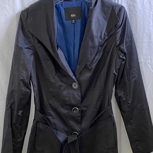 Gorgeous Women's/Juniors Satin Trench Coat Jacket Size: Medium - Picture 3 of 10